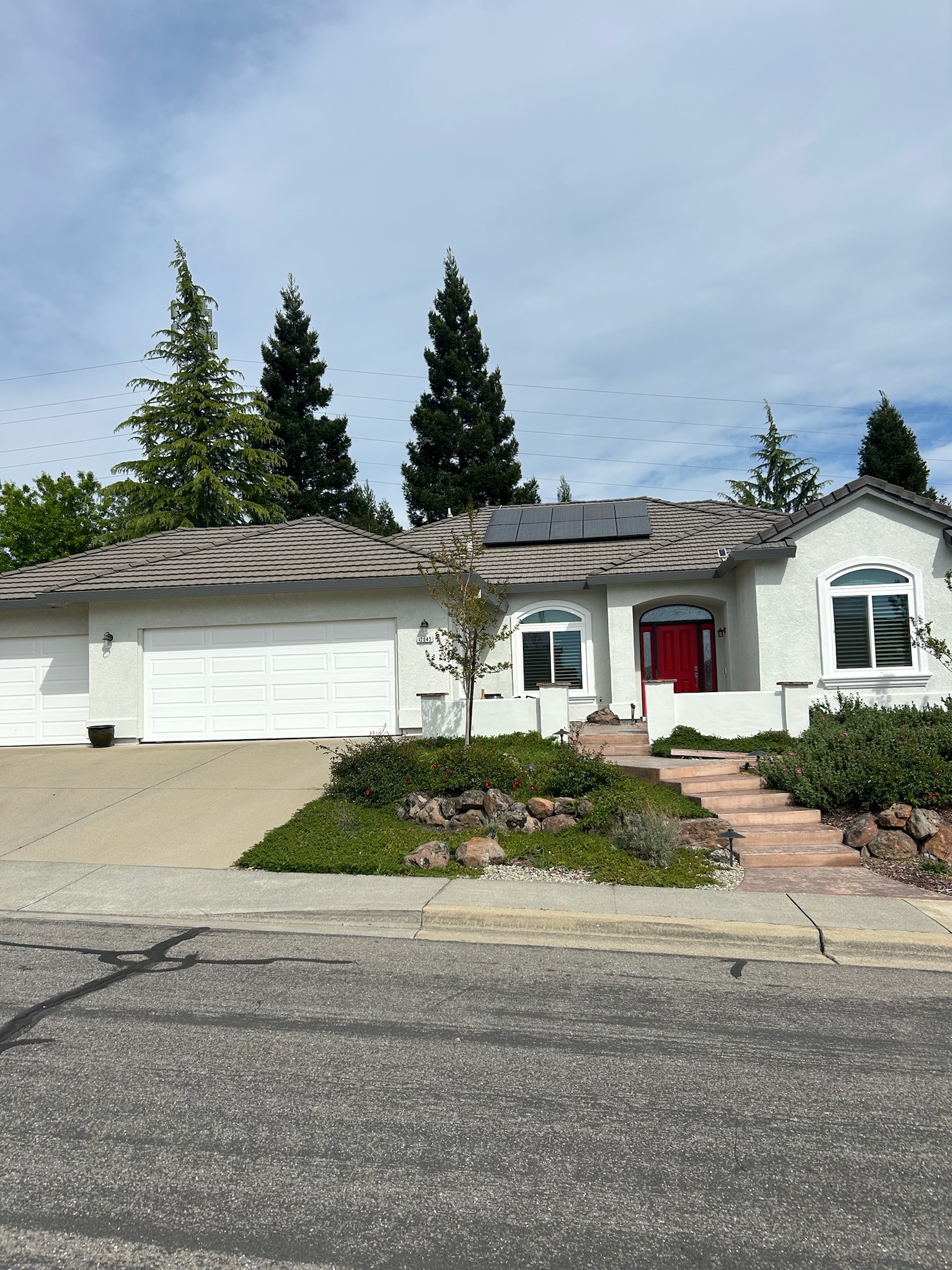 Auburn   Mont Vista Dr.   Exterior